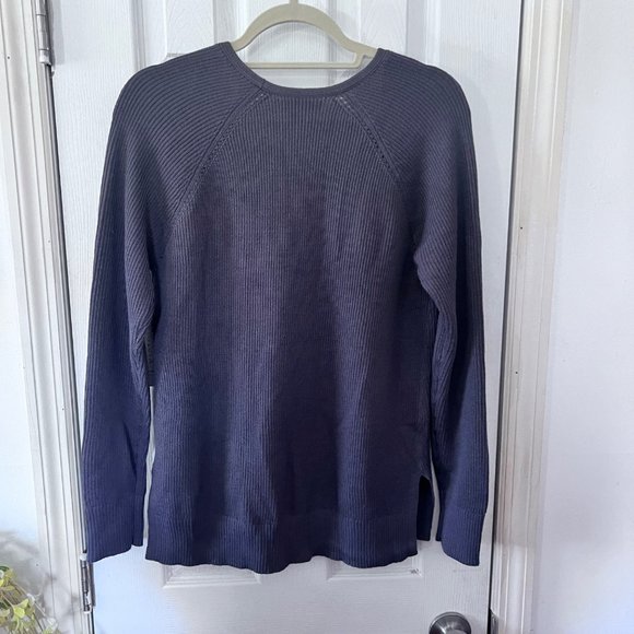 Athleta Hanover V-Neck Sweater S NWT in Plum - Picture 6 of 10